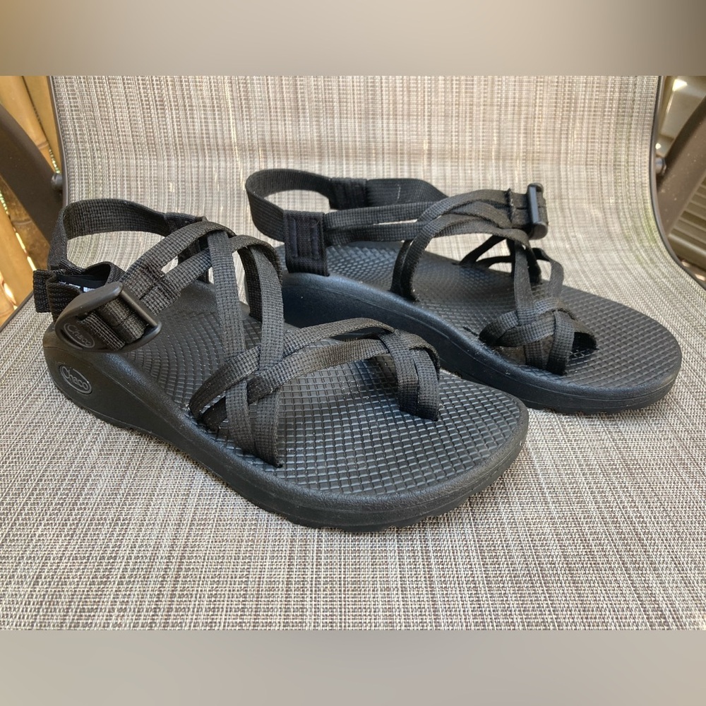 Chaco Black Women’s Sandals - US 8